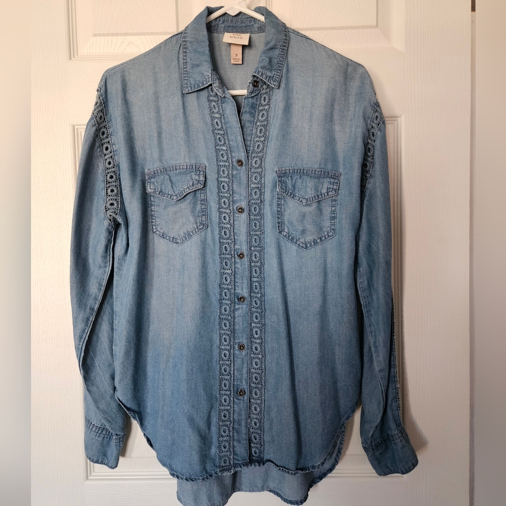 Knox Rose Light Blue Button Down Shirt